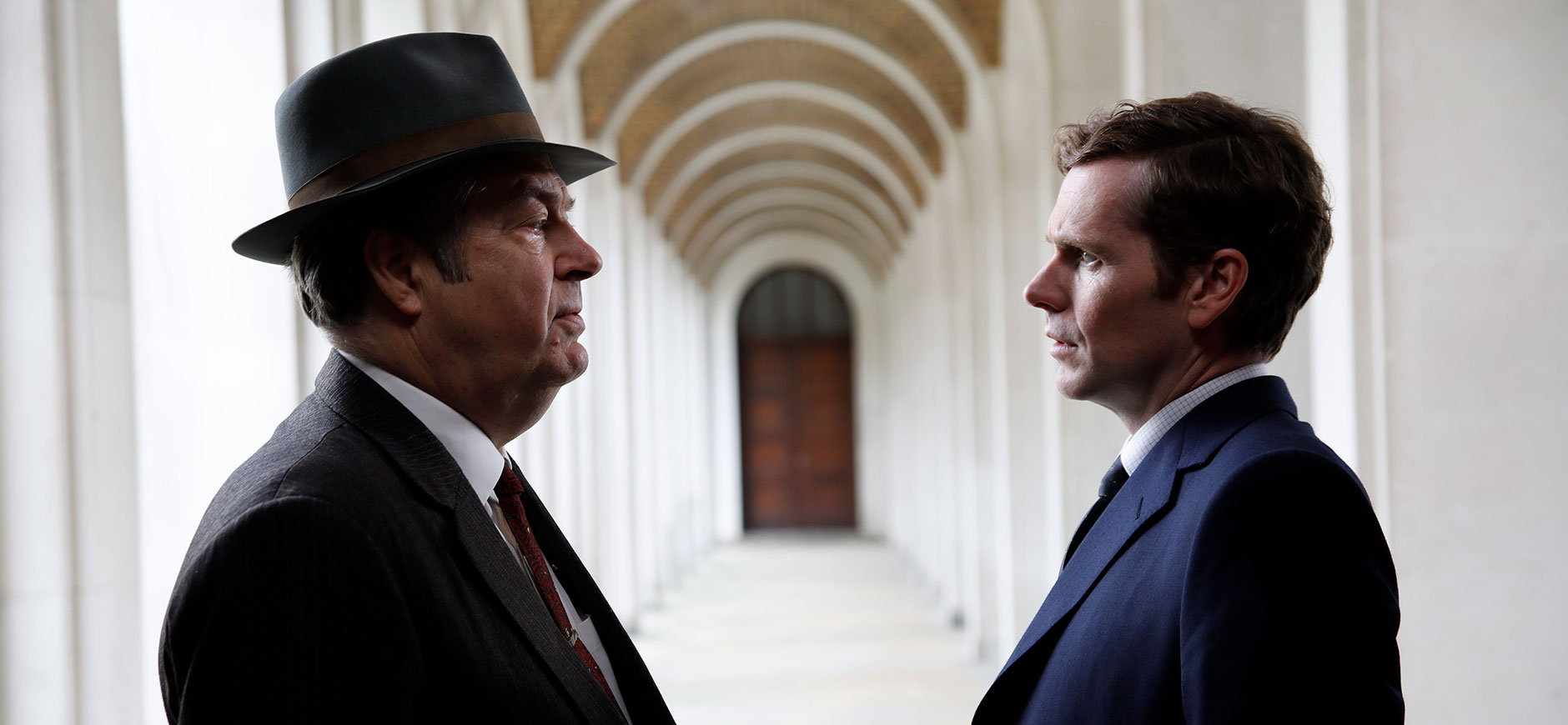 Masterpiece Endeavour 1880x870