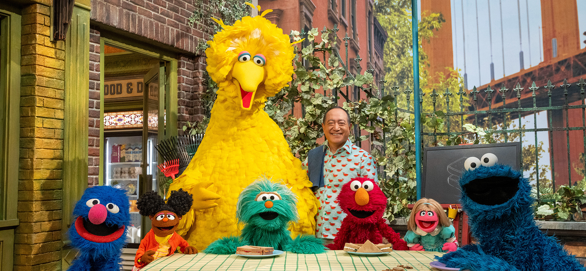 Sesame Street 1880x870