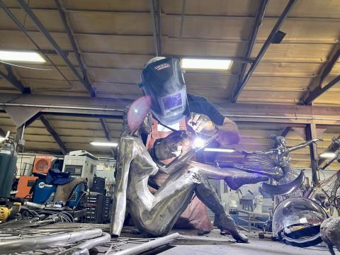  David Griesmyer decided to use his welding skills to create large sculptures that could attract people to Appalachian towns, like McConnelsville where his home is.