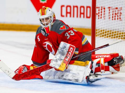 Gwyneth Philips guards the net during a PWHL regular season game between the Boston Fleet and the Ottawa Charge at the TD Place Arena on December 27th, 2025.